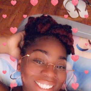 Meet your Posher, Marissa